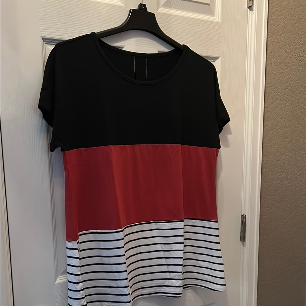 SHEIN Black and White Boxy T-Shirt